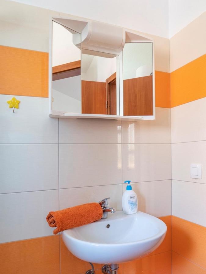 Studio Apartment Gianni Vizinada ภายนอก รูปภาพ