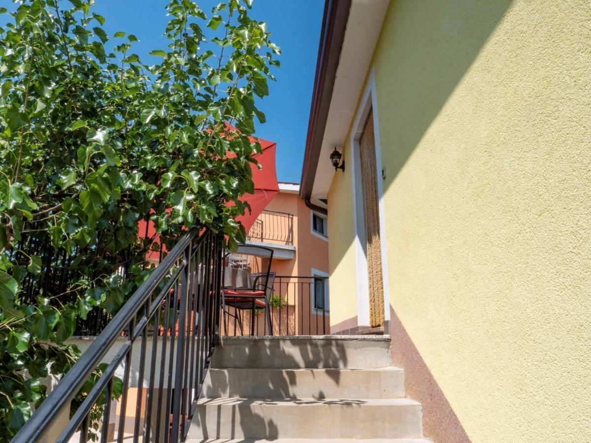 Studio Apartment Gianni Vizinada ภายนอก รูปภาพ