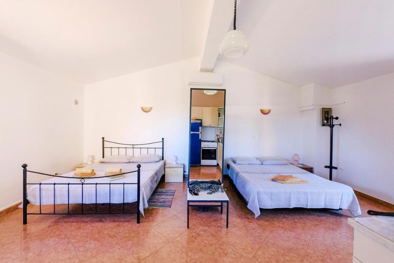 Studio Apartment Gianni Vizinada ภายนอก รูปภาพ